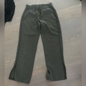 Women’s Olive Green lululemon Pants